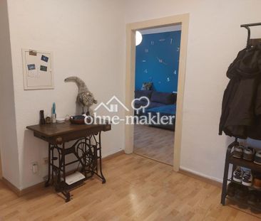 Exklusive Wohnung in Köln-Merheim mit Einbauküche, Essecke und Schl... - Photo 1