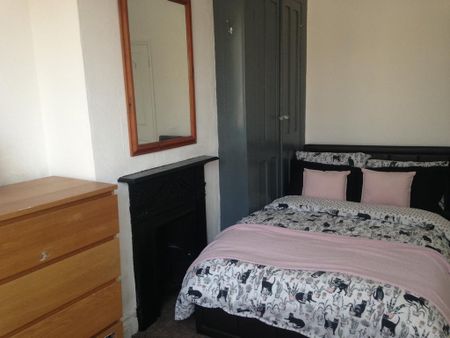 5 bedroom house to rent - Photo 3