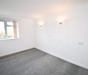 Redcroft, CH49 3GS, Greasby - Photo 6