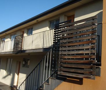 Secure Apartment! - Photo 3