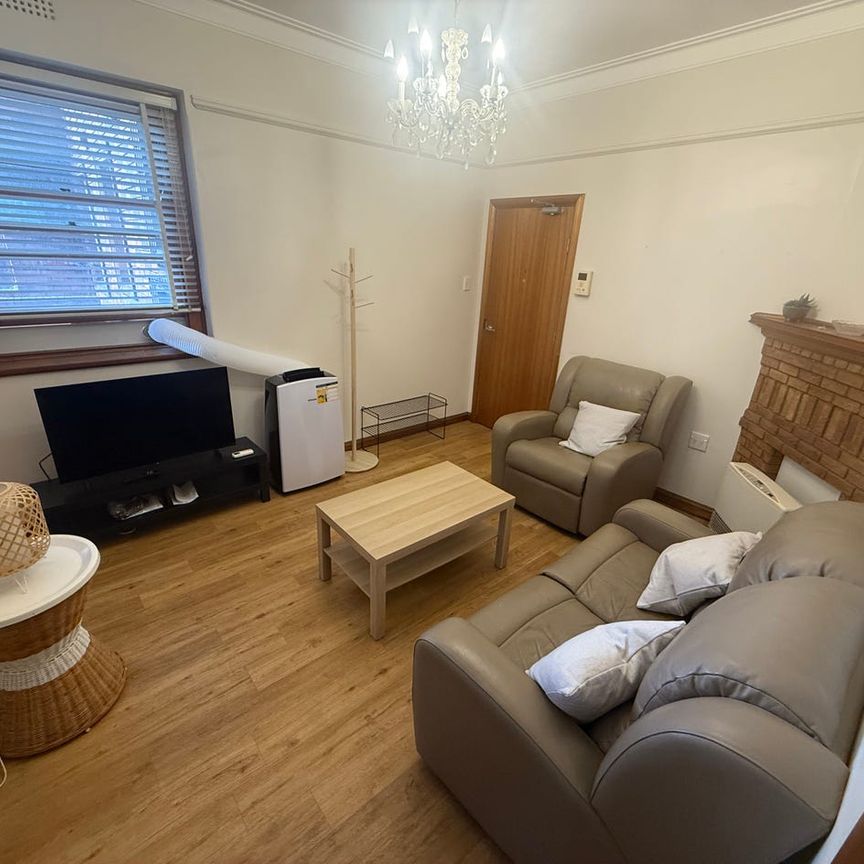 Two Bedroom Fully Furnished Apartment - Photo 1