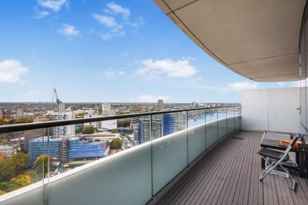 Lombard Wharf, London SW11 - Photo 3