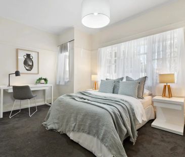 Spacious 3-Bedroom St Kilda Rental with Modern Upgrades and Alfresc... - Photo 3