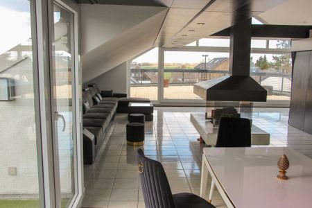 Luxus Penthousewohnung mit Dachterrasse und Garage in Hürth-Sielsdorf - Photo 5