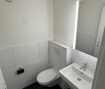 Recently renovated 3.5-room apartment, including a laundry tower, i... - Foto 6