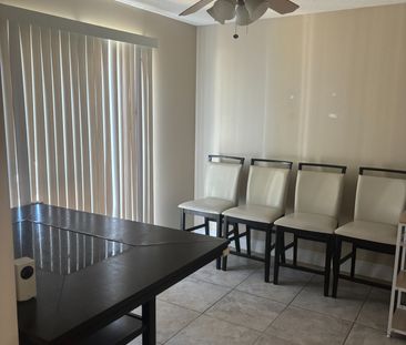 For Lease - 40 burnhope Drive, Brampton, Ontario - Photo 4