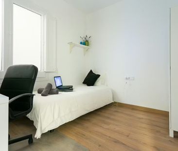 Carrer d'Alí bei, Barcelona, Catalonia 08013 - Photo 4