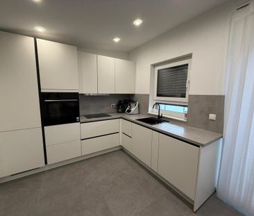 Exklusive 3,5-Zimmer-Wohnung mit großzügiger Dachterrasse - Foto 1