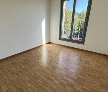 Wohnen am Naturschutzgebiet: Grosszügige 3-Zimmer-Wohnung - Foto 2