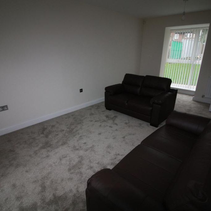 2 bedroom detached house to rent - Photo 1