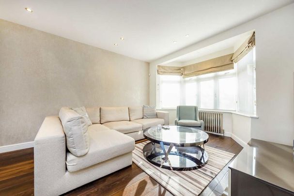 4 bedroom semi-detached house to rent - Photo 1