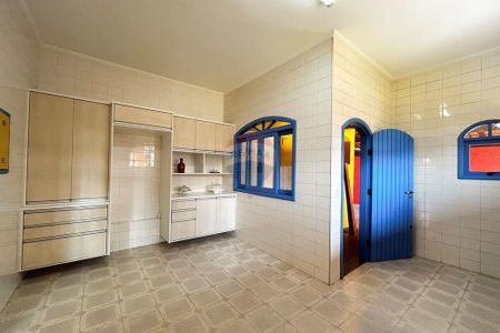Casa em condomínio com 4 quartos, 2 suites para alugar - Photo 4