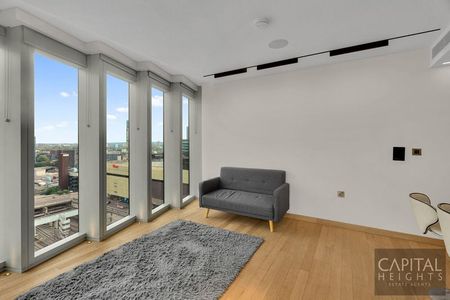 Manhattan Loft Gardens, International Way, London - Photo 3