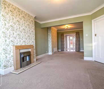 3 bedroom semi-detached house to rent - Photo 2