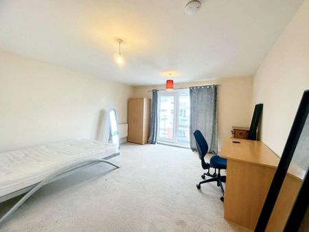 2 bedroom flat to rent - Photo 3