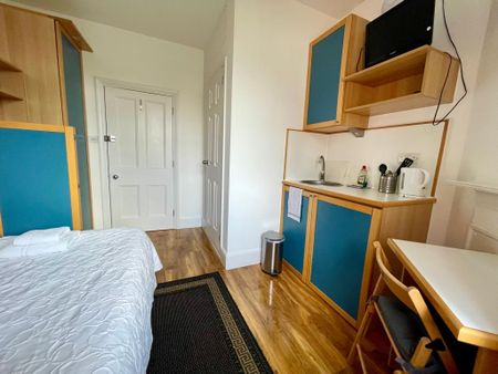 Modern Single Studio Apartment in Hammersmith, London W6 - Photo 4