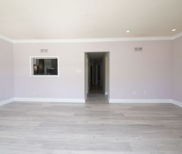 For Lease - 11 Mississauga Road Unit# Upper, Mississauga, Ontario - Photo 6