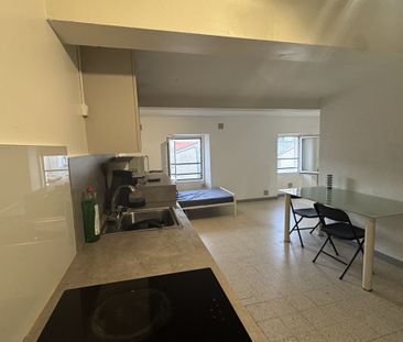 CUERS - Centre -ville- Appartement T2 de 37 m² - vue dégagée - Photo 4