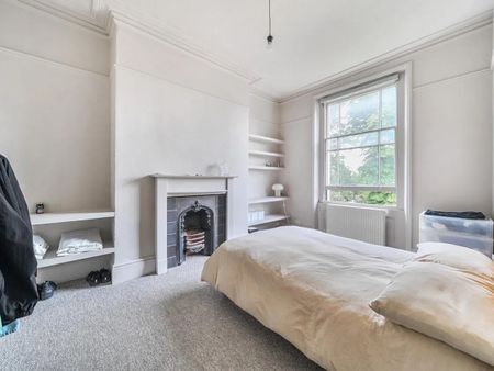 2 Bed Flat, Lewisham Way, SE4 - Photo 4