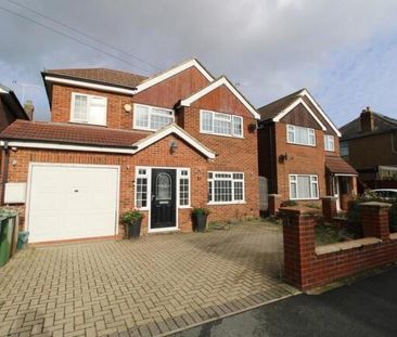 4 bedroom detached house to rent - Photo 2