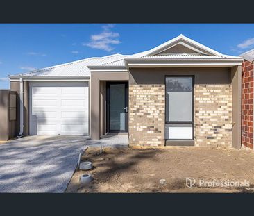 95 Vaughan Crescent, Forrestdale, WA 6112 - Photo 5