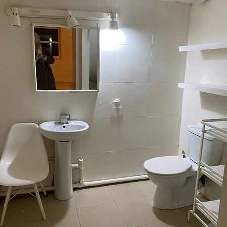 Studio Flat, Clarence Mews, E5 - Photo 4