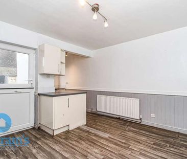 Carlingford Road, Hucknall, NG15 - Photo 6