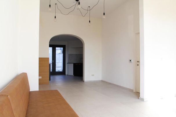 Stijlvolle renovatie aan het water - Foto 1