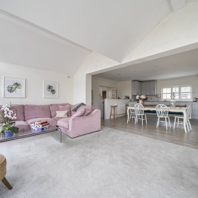 2 bedroom house to rent - Photo 1