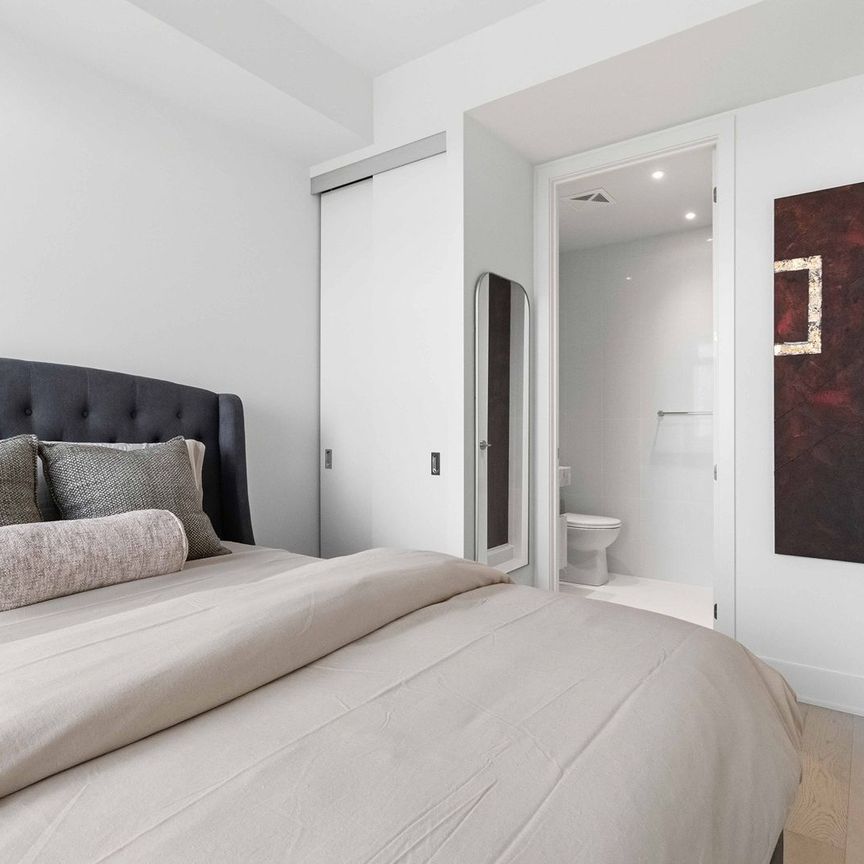 For Lease - 11 Yorkville Avenue Unit# 5010, Toronto, Ontario - Photo 1