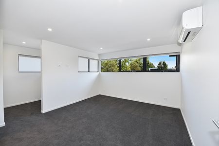 9A Odin Street, Strathmore, VIC 3041 - Photo 3