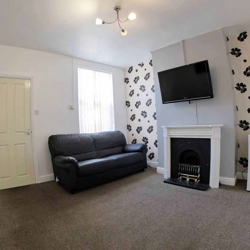 151 Winn Street, Lincoln, Lincolnsire, LN2 5EW - Photo 1