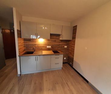 Location Appartement 2 pièces 30m² - Photo 2