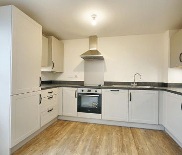 2 bedroom flat to rent - Photo 3