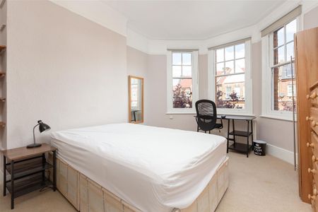 Dennington Park Road, West Hampstead, London - Photo 5