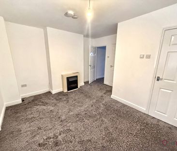 St Johns Road, Doncaster, DN12 - Photo 1