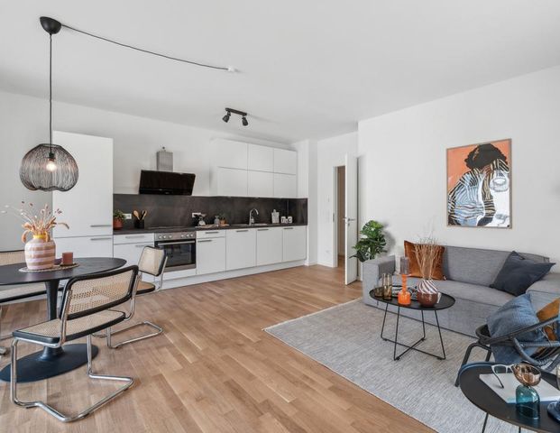 Moderne 2-Zimmer-Wohnung in Friedenau: Erstbezug mit Balkon und Einbauküche - Photo 1