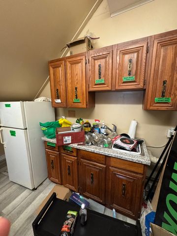 For Lease - 264 King Street, Welland, Ontario - Photo 5