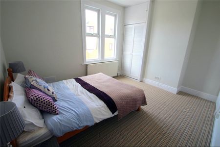 2 Bed Terraced House, British Road, BS3 - Photo 4
