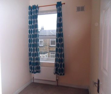 Bond Street, Batley, West Yorkshire, WF17 - Photo 1