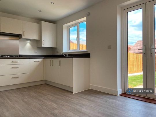 3 bedroom terraced house to rent - Photo 1