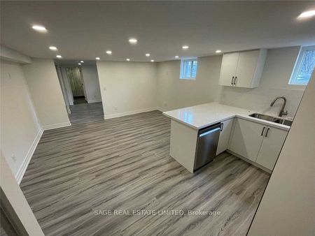 For Lease - 1084 Avenue Road Unit# 1, Toronto, Ontario - Photo 2