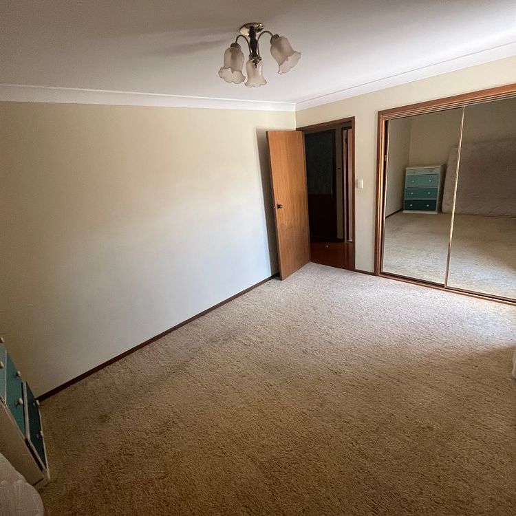 5-bedroom shared house, Ross St - Photo 1