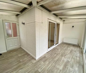 2 bedroom semi-detached house to rent - Photo 5