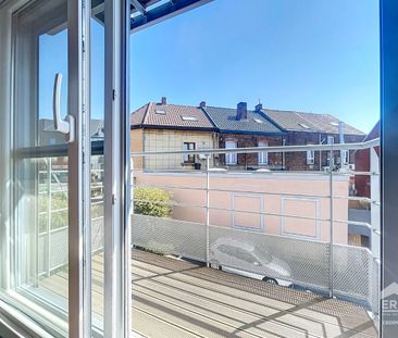 APPARTEMENT MET 2 SLAAPKAMERS - RUE FERRER 7 IN TUBIZE - Foto 3