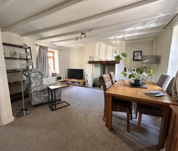 Price £1,050 pcm - Available Now - Unfurnished - Photo 1
