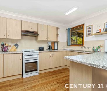 Neat Villa in a Quiet Complex - Photo 3