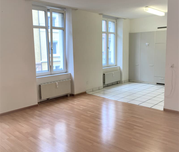 "3-Zimmer-Wohnung mit grossem Balkon und Terrasse" - Photo 3