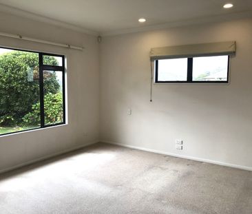 This is a stunning executive home, welcomed through the entrance wa... - Photo 5