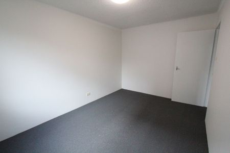 Updated 2 Bedroom Unit in Central Location - Photo 3